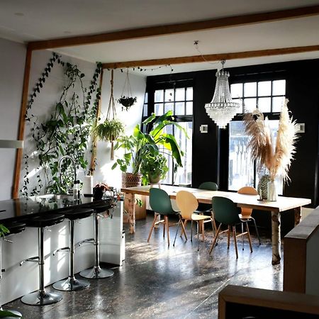 Stadslogement Valentijn 스네크 외부 사진