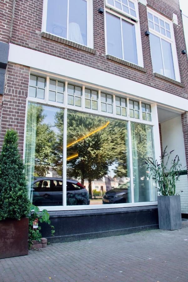 Stadslogement Valentijn 스네크 외부 사진